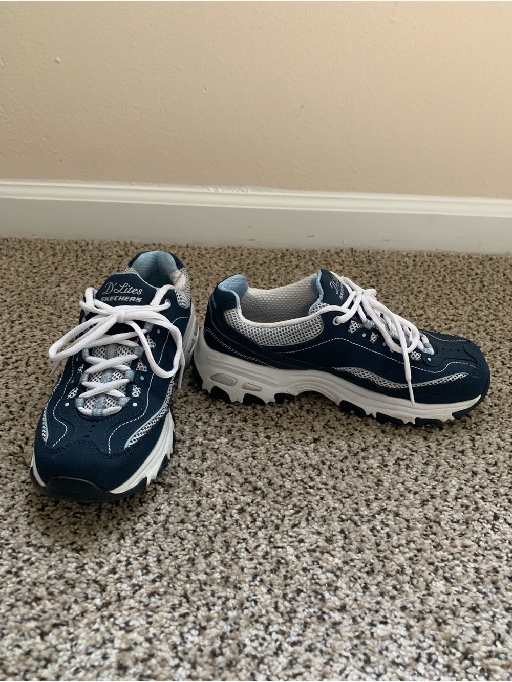 Skechers Navy and White D'Lites Athletic Sneakers